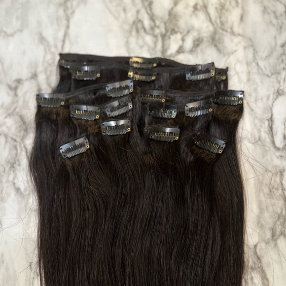 20 In  Black Clip in Real 100% Human hair Extensions l Set in Straigh… - Picture 2 of 6